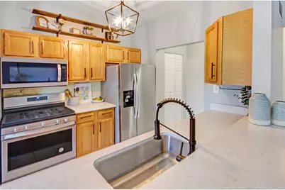 8109 Victoria Place, Crown Point, IN 46307 - Photo 9