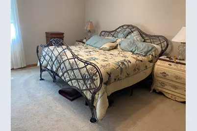 523 Hidden Oak Drive, Hobart, IN 46342 - Photo 11