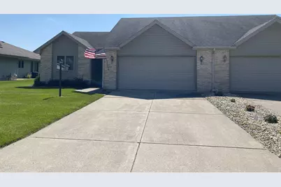 523 Hidden Oak Drive, Hobart, IN 46342 - Photo 3