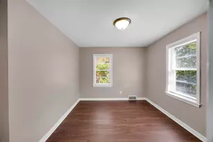 1582 Taney Pl, Gary, IN 46404 - Photo 17