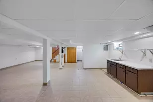 643 McKinley St, Gary, IN 46404 - Photo 19