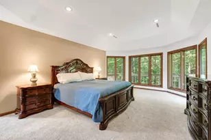 2102 Emmett Ct, Valparaiso, IN 46385 - Photo 17