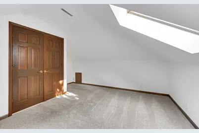 2102 Emmett Court, Valparaiso, IN 46385 - Photo 21