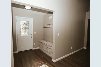 106 E Trett Street, Wheatfield, IN 46392 - Photo 3