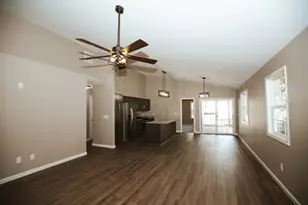 106 E Trett St, Wheatfield, IN 46392 - Photo 5