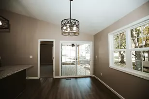 106 E Trett St, Wheatfield, IN 46392 - Photo 5