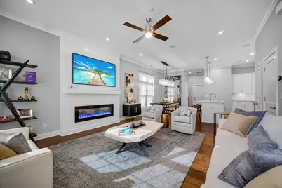 207 Academy Street #100, Valparaiso, IN 46383 - Photo 3