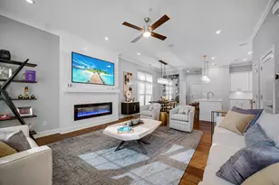 207 Academy St, Valparaiso, IN 46383 - Photo 3