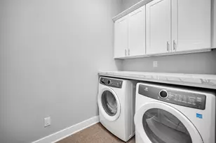 207 Academy St, Valparaiso, IN 46383 - Photo 21