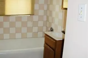 1104 Maryland St, Gary, IN 46407 - Photo 9