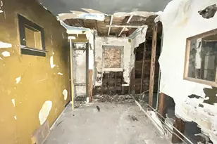 856 Kentucky St, Gary, IN 46402 - Photo 7