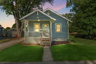 511 N West St, Crown Point, IN 46307 - Photo 1