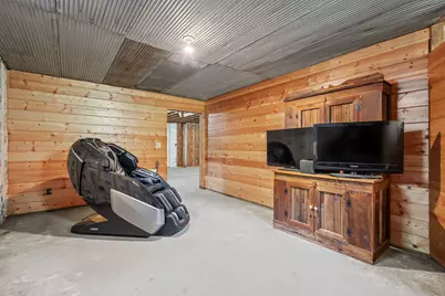 15284 N 300 W, Wheatfield, IN 46392 - Photo 37