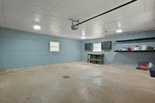 744 S Court St, Crown Point, IN 46307 - Photo 27