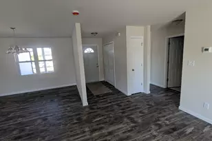 4001 W 68th Ave, Merrillville, IN 46410 - Photo 3