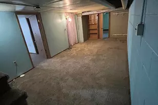 301 Hoffman St, Crown Point, IN 46307 - Photo 13