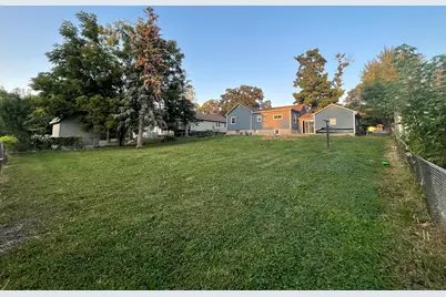 301 Hoffman Street, Crown Point, IN 46307 - Photo 15