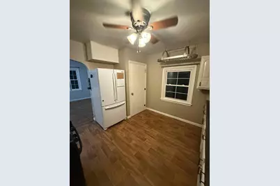 301 Hoffman Street, Crown Point, IN 46307 - Photo 9