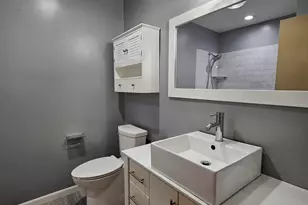 9123 Crestwood Ct, Munster, IN 46321 - Photo 17