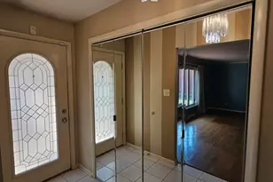 9123 Crestwood Ct, Munster, IN 46321 - Photo 5