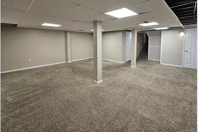 9123 Crestwood Court, Munster, IN 46321 - Photo 31