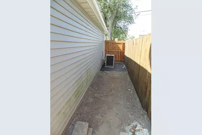 2868 Elkhart Street, Lake Station, IN 46405 - Photo 47