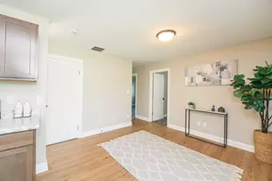 7020 Harrison St, Merrillville, IN 46410 - Photo 13