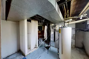 737 Cherry St, Hammond, IN 46324 - Photo 39