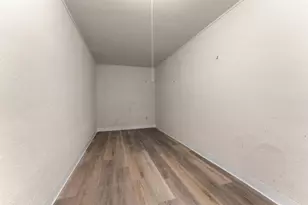 1321 Jackson St, Hobart, IN 46342 - Photo 23