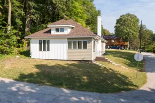 7014 N Bungalow Dr, New Carlisle, IN 46552 - Photo 3