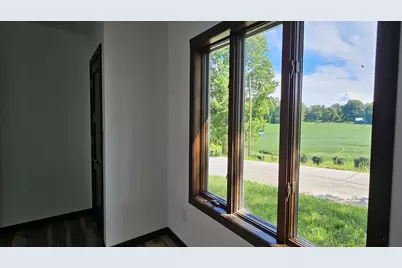 7014 N Bungalow Drive, New Carlisle, IN 46552 - Photo 35