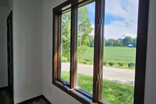 7014 N Bungalow Dr, New Carlisle, IN 46552 - Photo 35