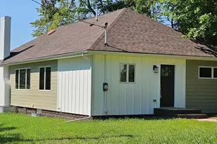 7014 N Bungalow Dr, New Carlisle, IN 46552 - Photo 5