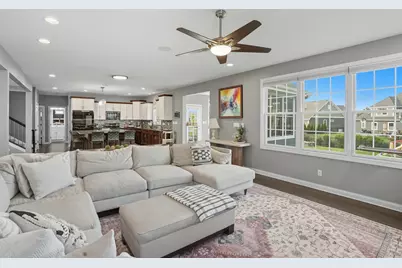 13028 Waterleaf Drive, Saint John, IN 46373 - Photo 9