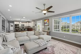 13028 Waterleaf Dr, Saint John, IN 46373 - Photo 9