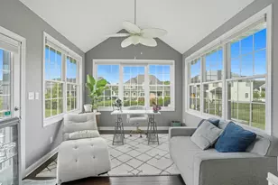 13028 Waterleaf Dr, Saint John, IN 46373 - Photo 11