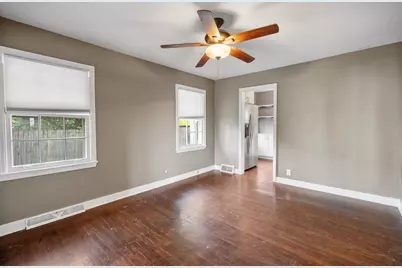 1206 Sycamore Street, Crown Point, IN 46307 - Photo 15