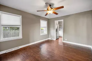 1206 Sycamore St, Crown Point, IN 46307 - Photo 15