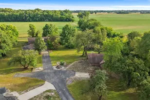 2549 E 1100 N, Demotte, IN 46310 - Photo 37