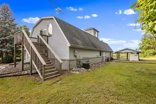 2549 E 1100 N, Demotte, IN 46310 - Photo 29