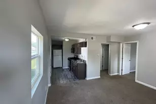 561 Grayton Rd, Kingsford Heights, IN 46346 - Photo 5