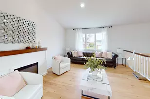 3064 Parkwood Pl, Crown Point, IN 46307 - Photo 3