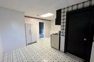 1802 Evans Ave, Valparaiso, IN 46383 - Photo 15