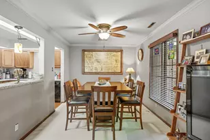 1523 Maple Pl, Schererville, IN 46375 - Photo 5