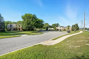 1523 Maple Pl, Schererville, IN 46375 - Photo 17