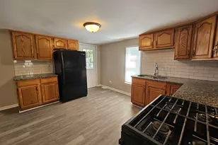 124 N Liberty St, Lowell, IN 46356 - Photo 7