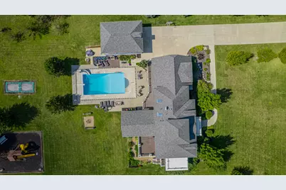 520 E 700 N, Valparaiso, IN 46383 - Photo 69