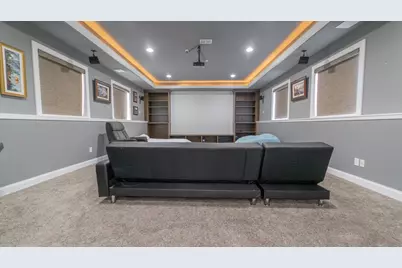 520 E 700 N, Valparaiso, IN 46383 - Photo 51