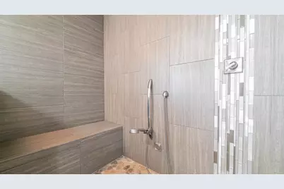 520 E 700 N, Valparaiso, IN 46383 - Photo 29