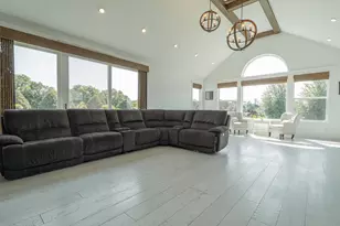 520 E 700 N, Valparaiso, IN 46383 - Photo 11